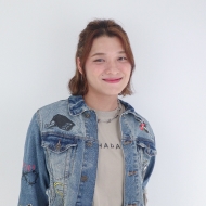 คุณอั้ม ร้าน Chada Salon