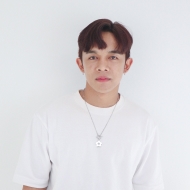 คุณโอ๊ต ร้าน Memo Hair Magic